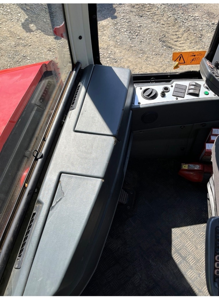 Komatsu 845 - Vyvážečka: obrázok 5 Komatsu 845 - Vyvážečka: obrázok 5