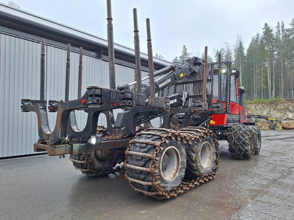 Komatsu 875 - Vyvážečka: obrázok 3 Komatsu 875 - Vyvážečka: obrázok 3