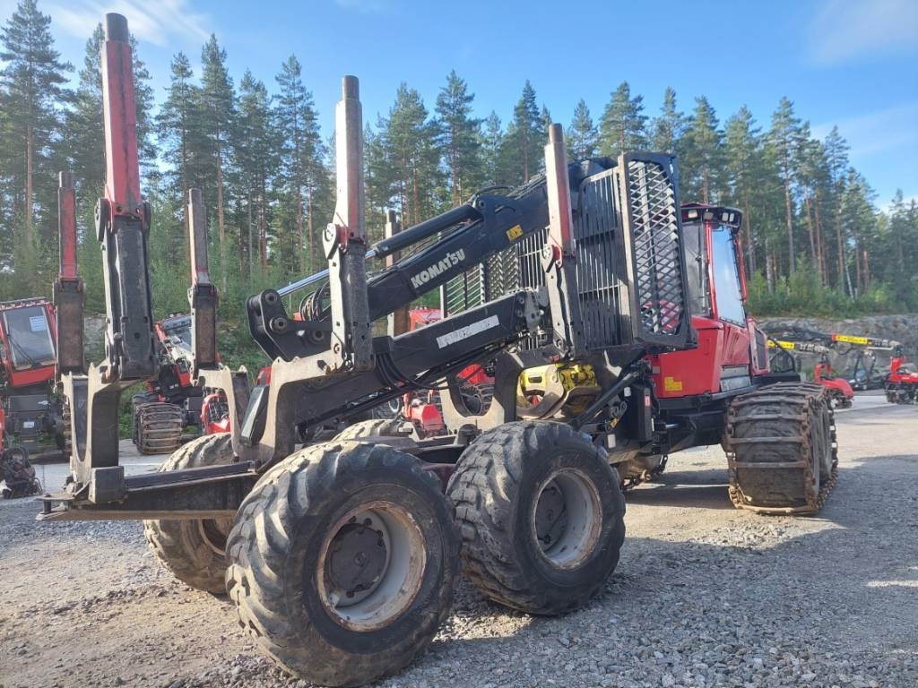 Komatsu 875 - Vyvážečka: obrázok 3 Komatsu 875 - Vyvážečka: obrázok 3