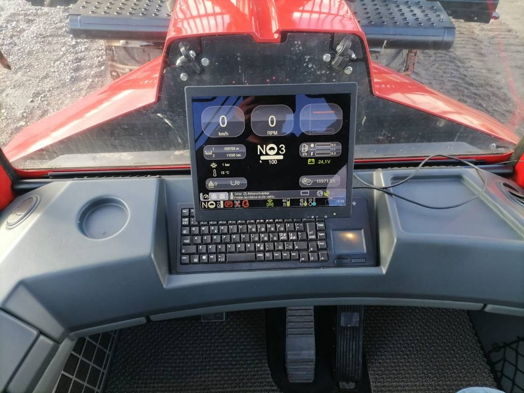 Komatsu 875 - Vyvážečka: obrázok 4 Komatsu 875 - Vyvážečka: obrázok 4