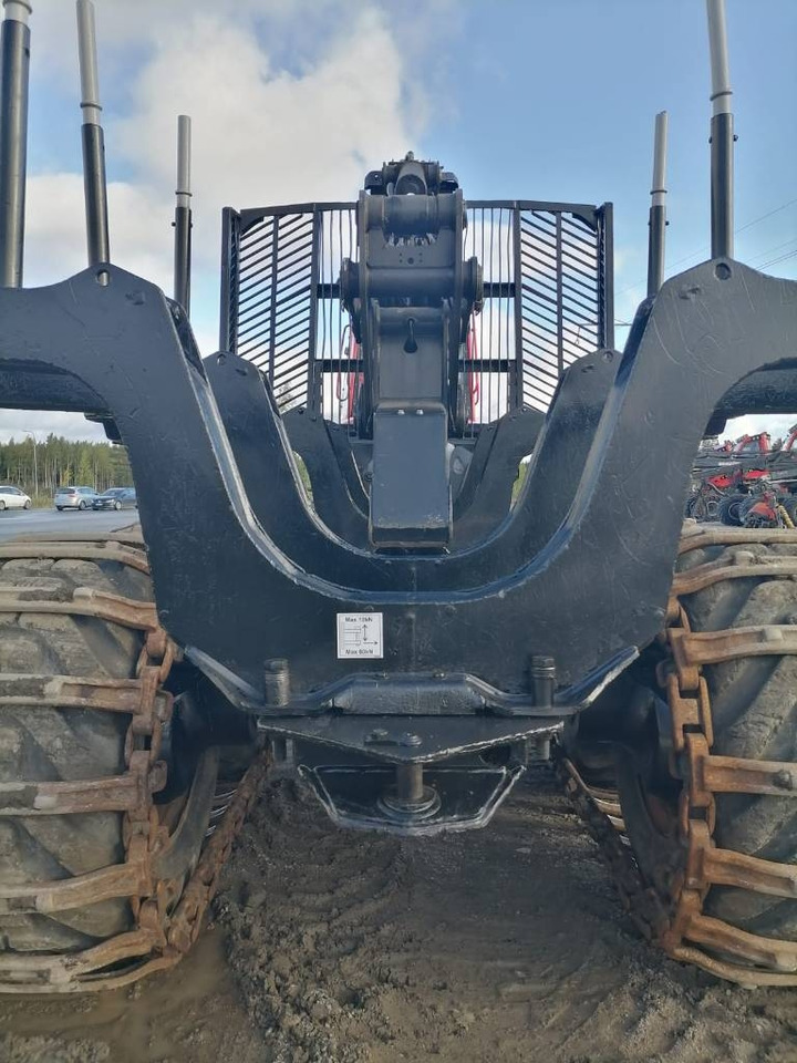 Komatsu 875 - Vyvážečka: obrázok 2 Komatsu 875 - Vyvážečka: obrázok 2