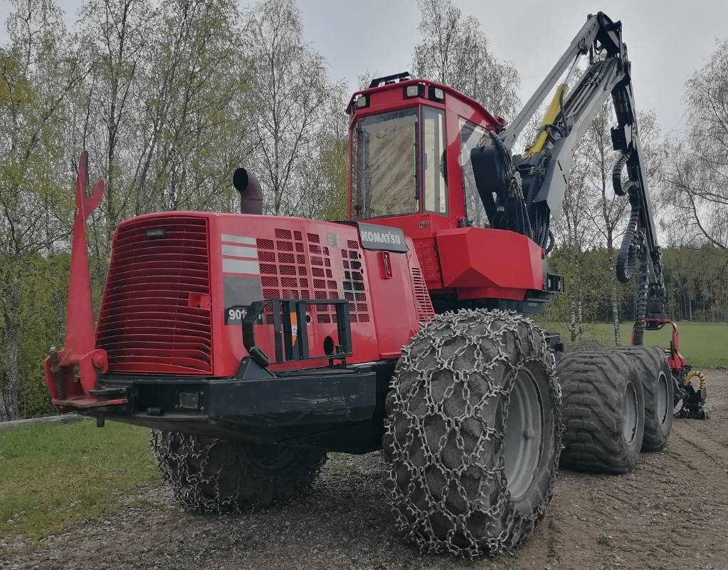 Komatsu 901 TX.1 - Lesnícky harvestor: obrázok 4 Komatsu 901 TX.1 - Lesnícky harvestor: obrázok 4