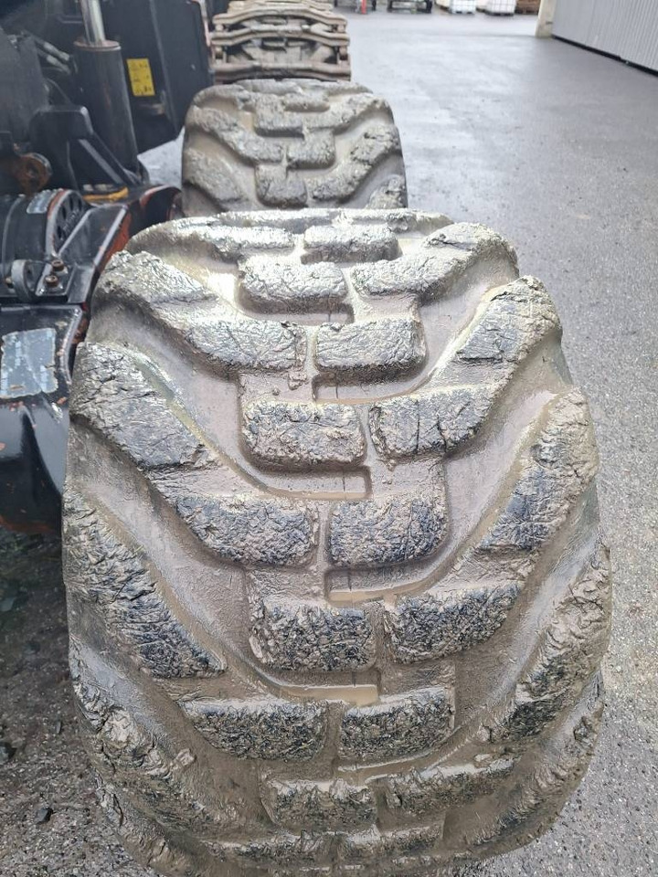 Lesnícky harvestor Komatsu 901 XC: obrázok 13