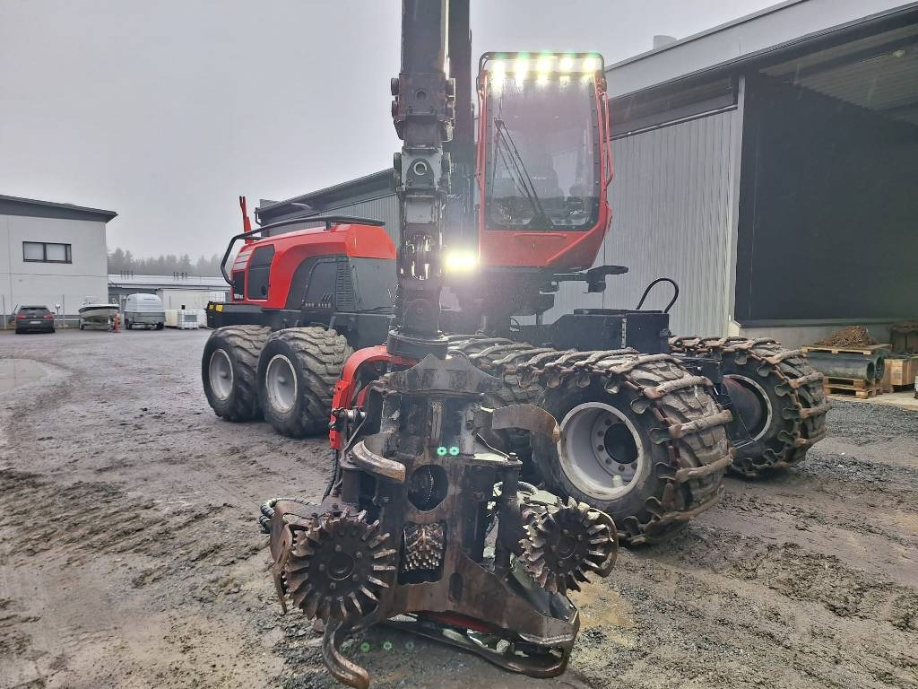 Komatsu 901 XC - Lesnícky harvestor: obrázok 1 Komatsu 901 XC - Lesnícky harvestor: obrázok 1