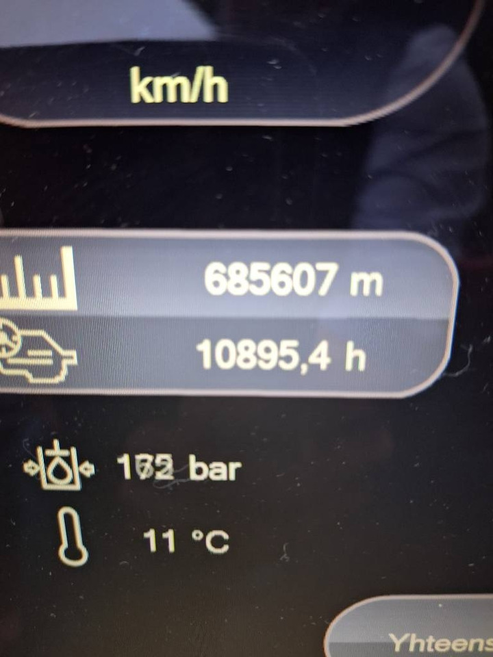 Lesnícky harvestor Komatsu 901 XC: obrázok 10