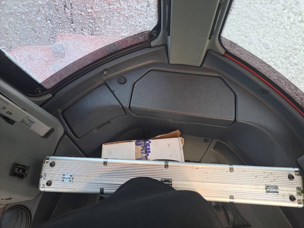 Komatsu 901xc - Lesnícky harvestor: obrázok 3 Komatsu 901xc - Lesnícky harvestor: obrázok 3