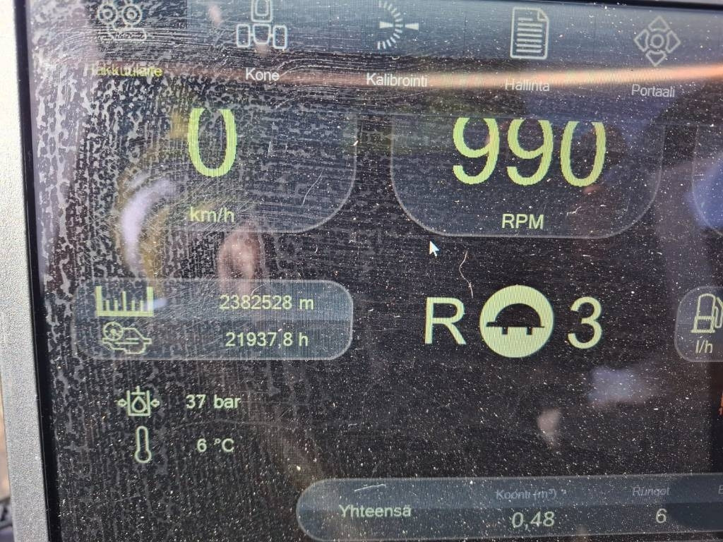 Lesnícky harvestor Komatsu 911: obrázok 6 Lesnícky harvestor Komatsu 911: obrázok 6