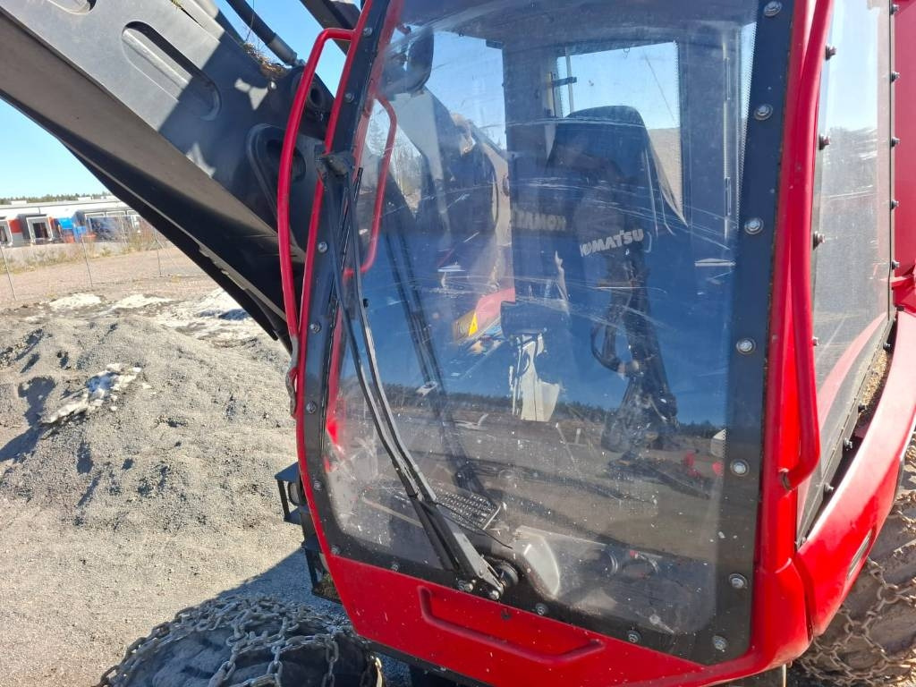 Lesnícky harvestor Komatsu 911: obrázok 23 Lesnícky harvestor Komatsu 911: obrázok 23