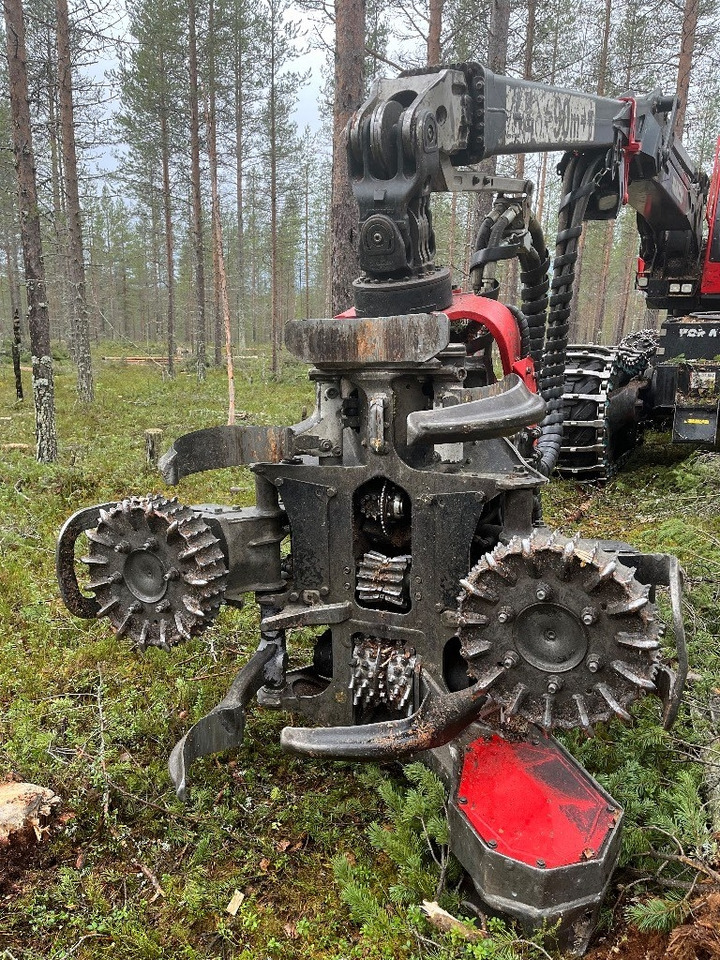 Komatsu 931 - Lesnícky harvestor: obrázok 1 Komatsu 931 - Lesnícky harvestor: obrázok 1