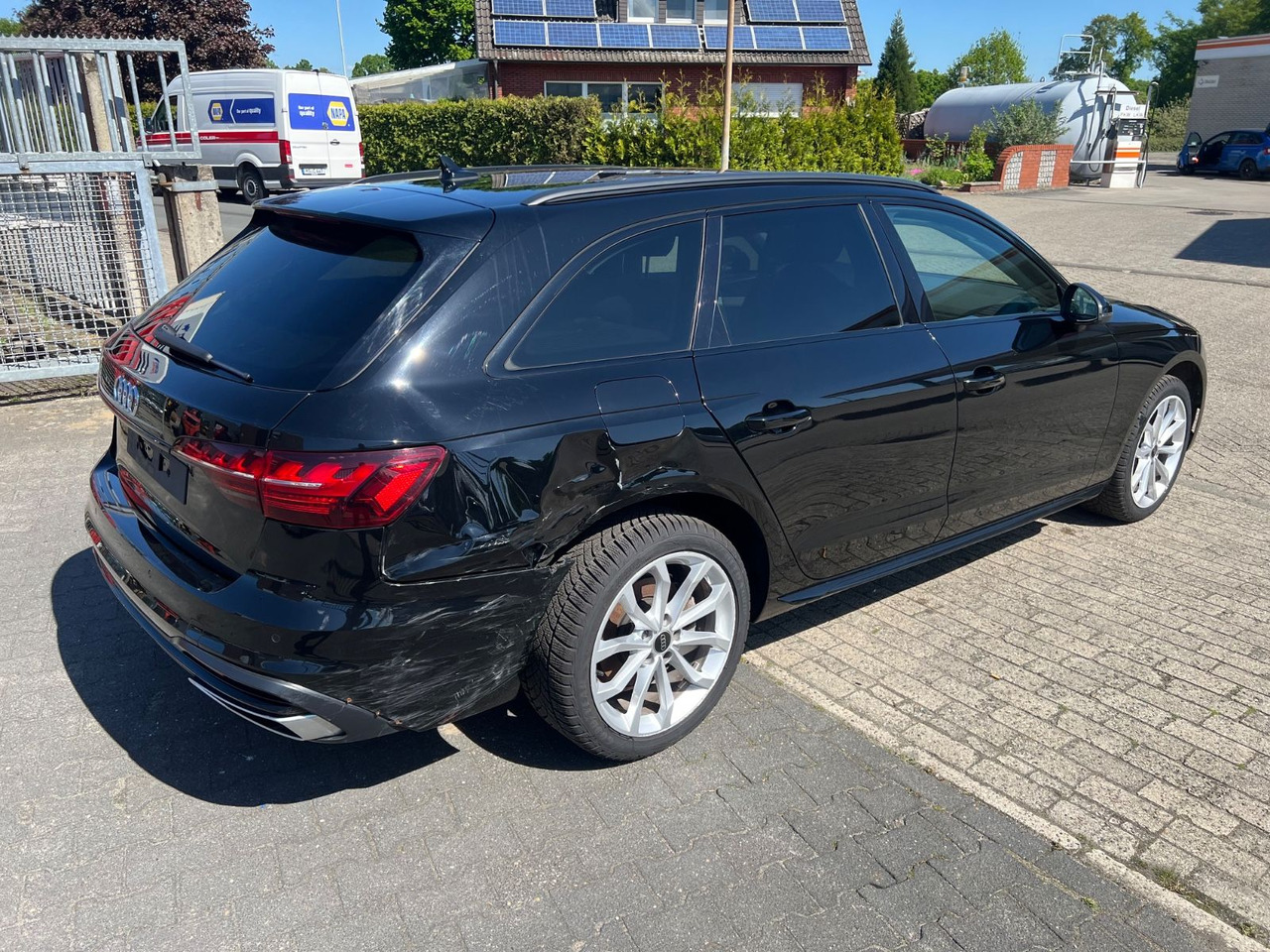 Audi A4 Avant 35 TFSI advanced Hybrid /Benzin AUTOMAT - Automobil: obrázok 5 Audi A4 Avant 35 TFSI advanced Hybrid /Benzin AUTOMAT - Automobil: obrázok 5