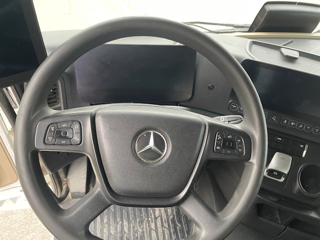 Mercedes-Benz Actros - Ťahač: obrázok 5 Mercedes-Benz Actros - Ťahač: obrázok 5