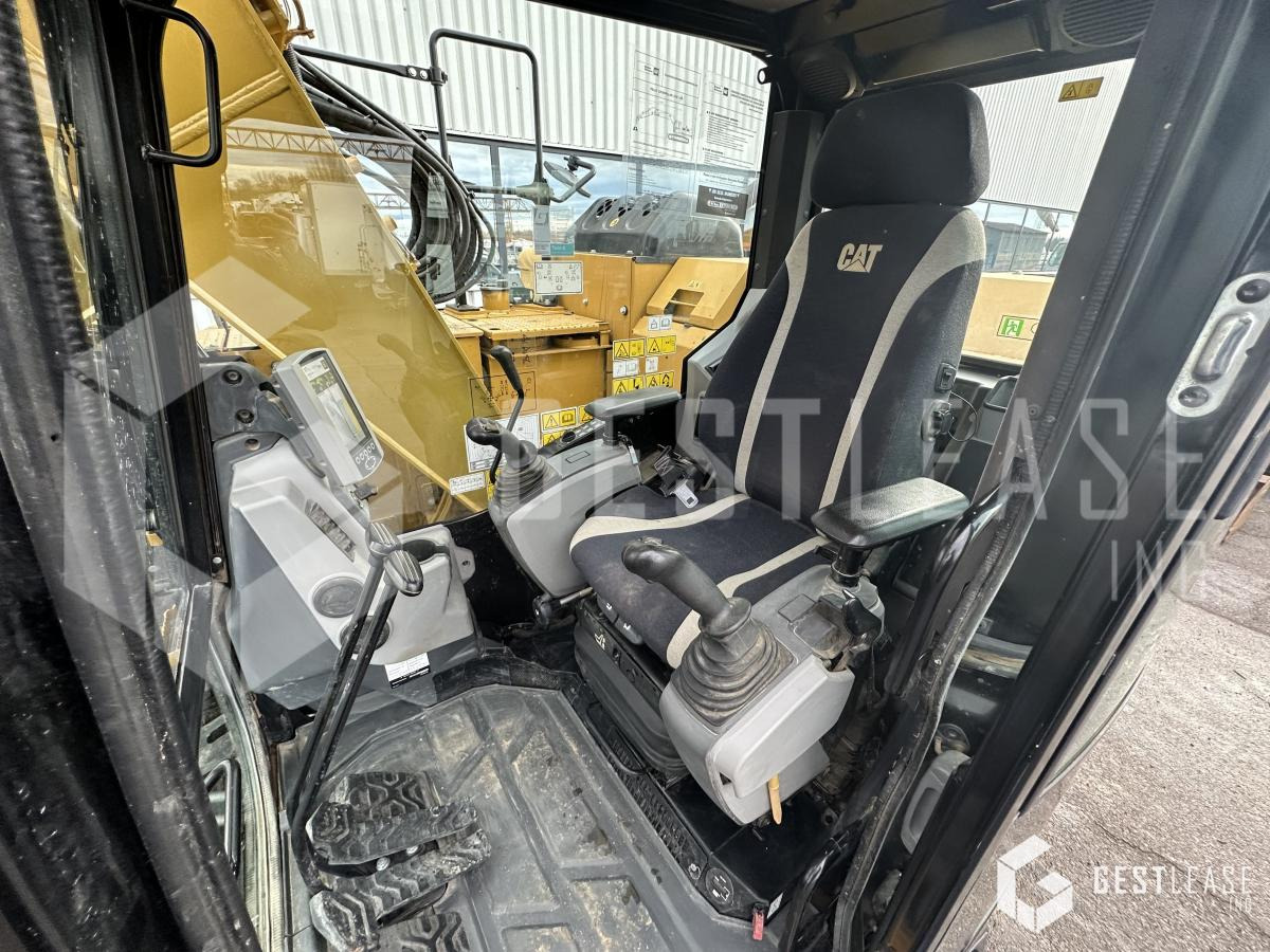Caterpillar 315F LCR - Pásové rýpadlo: obrázok 5 Caterpillar 315F LCR - Pásové rýpadlo: obrázok 5