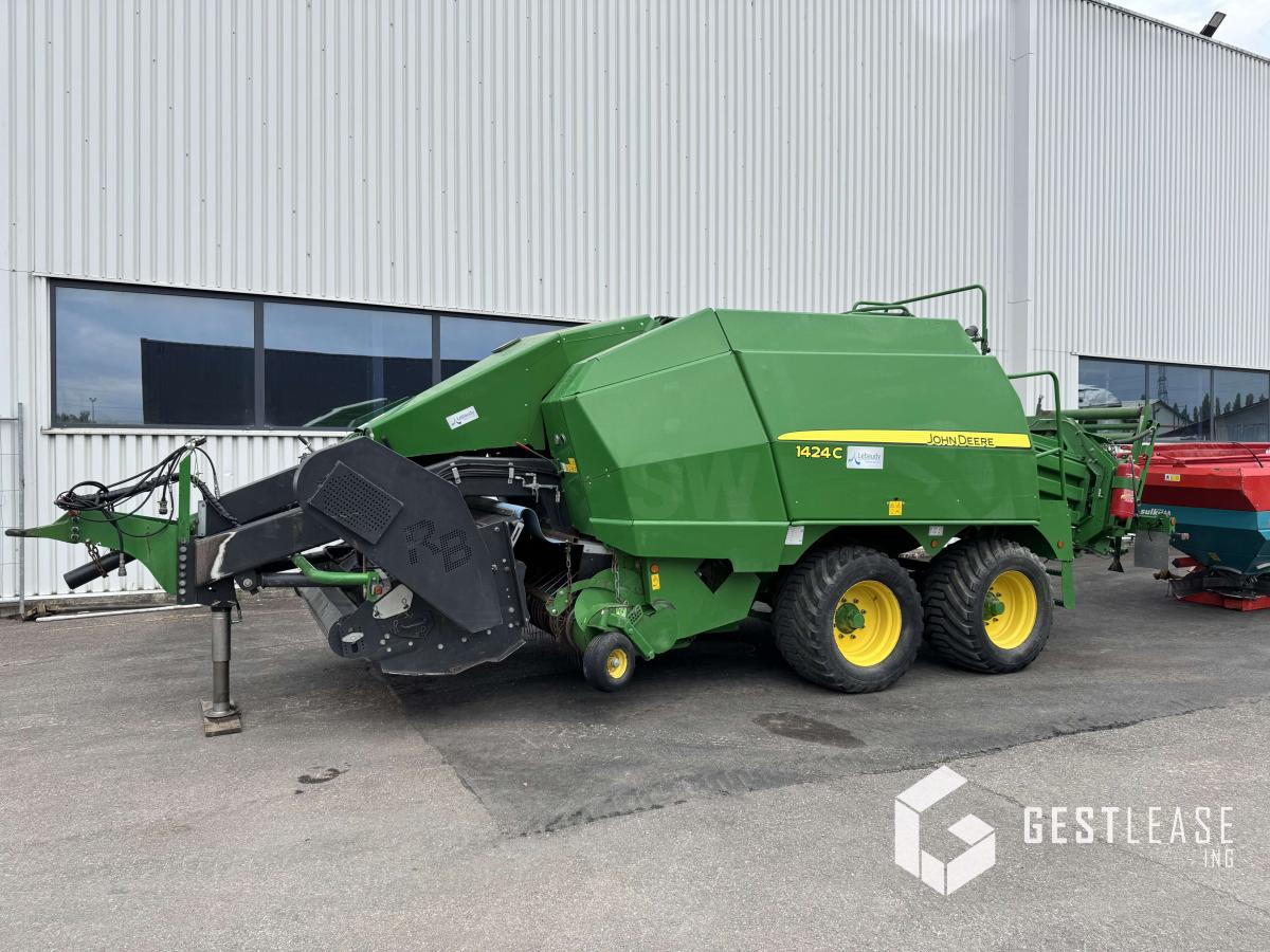 John Deere 1424H - Lis na hranaté balíky: obrázok 1 John Deere 1424H - Lis na hranaté balíky: obrázok 1