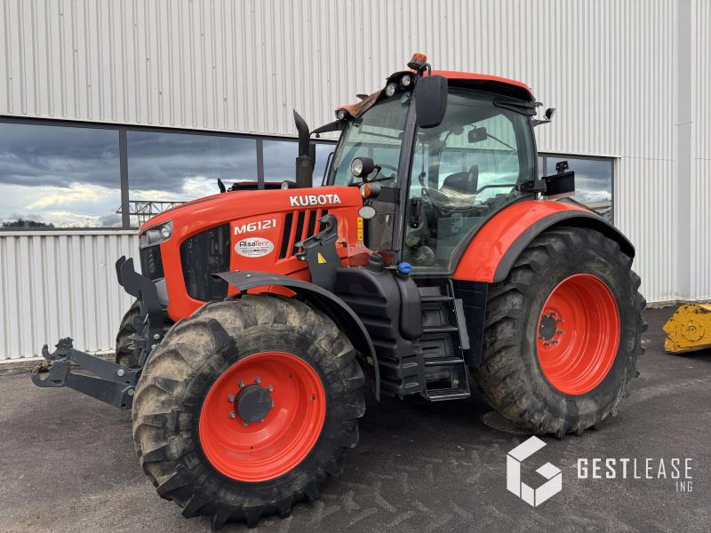 Kubota M6121 - Traktor: obrázok 1 Kubota M6121 - Traktor: obrázok 1