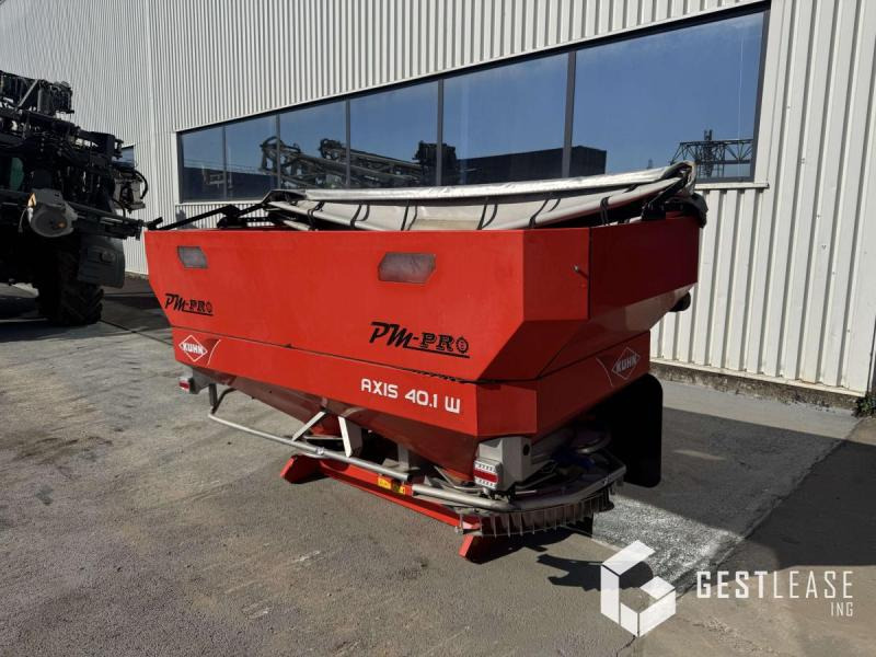 Kuhn AXIS 40.1 W - Rozmetač hnojiva: obrázok 2 Kuhn AXIS 40.1 W - Rozmetač hnojiva: obrázok 2