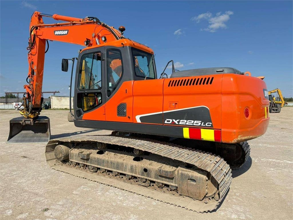 Doosan DX 225 LC ENGCON ROTOTILT TOP - Pásové rýpadlo: obrázok 3 Doosan DX 225 LC ENGCON ROTOTILT TOP - Pásové rýpadlo: obrázok 3
