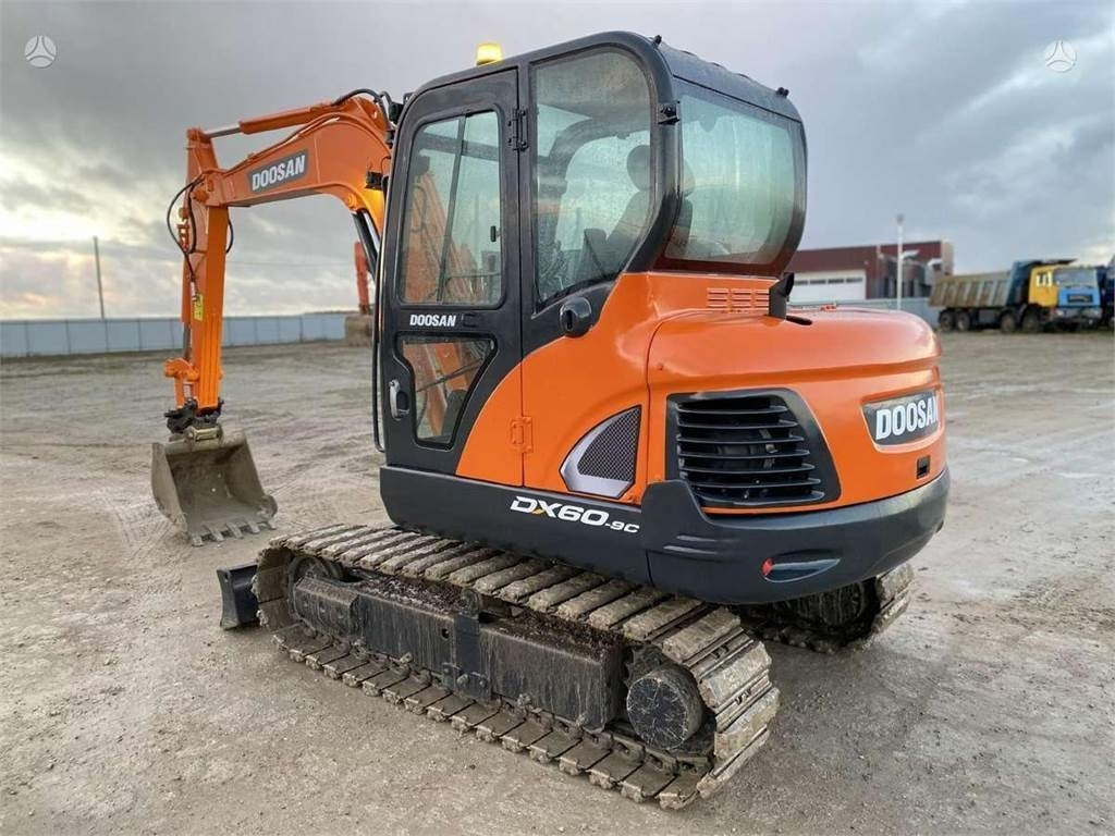 Doosan DX 60 C - Mini rýpadlo: obrázok 3 Doosan DX 60 C - Mini rýpadlo: obrázok 3