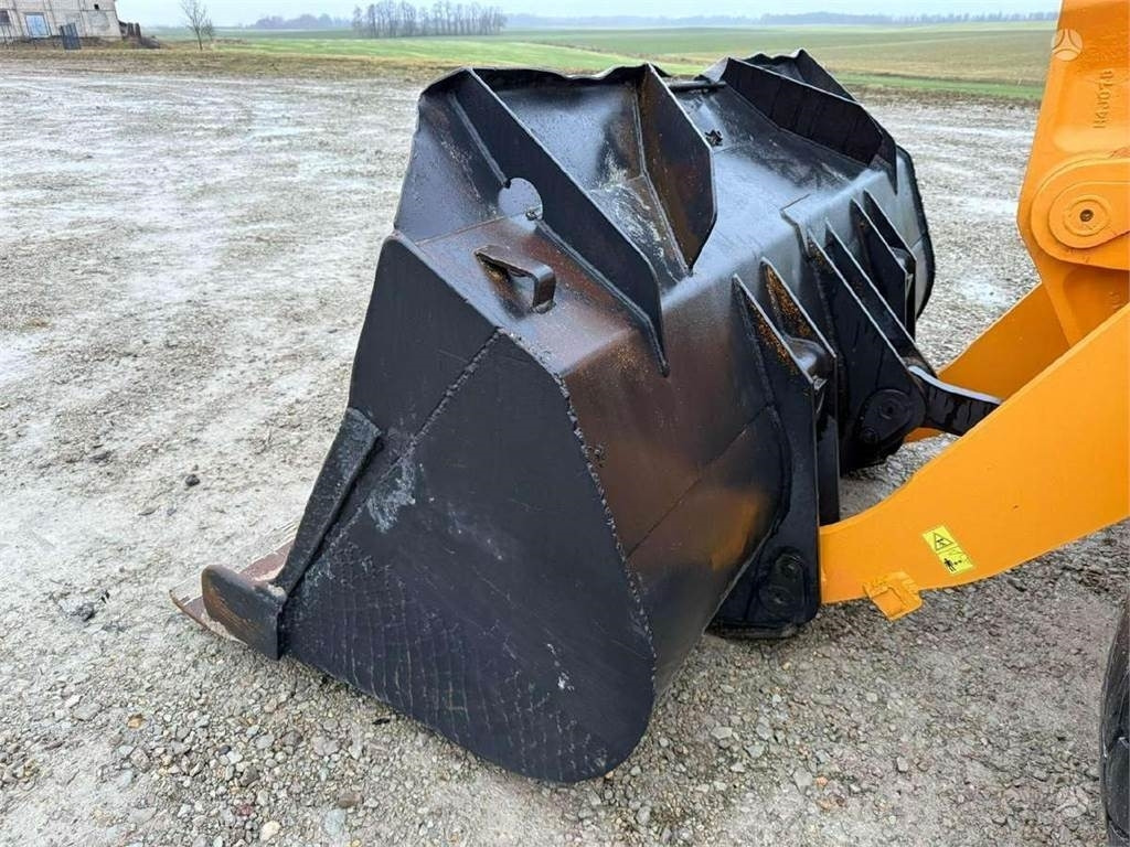 Kolesový nakladač Hyundai HL757-7, third line: obrázok 13