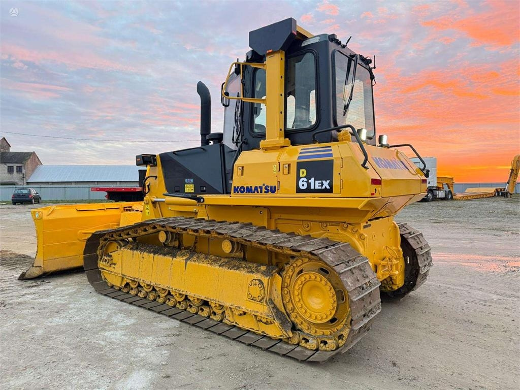 Komatsu D61EX-15EO - Buldozér: obrázok 3 Komatsu D61EX-15EO - Buldozér: obrázok 3