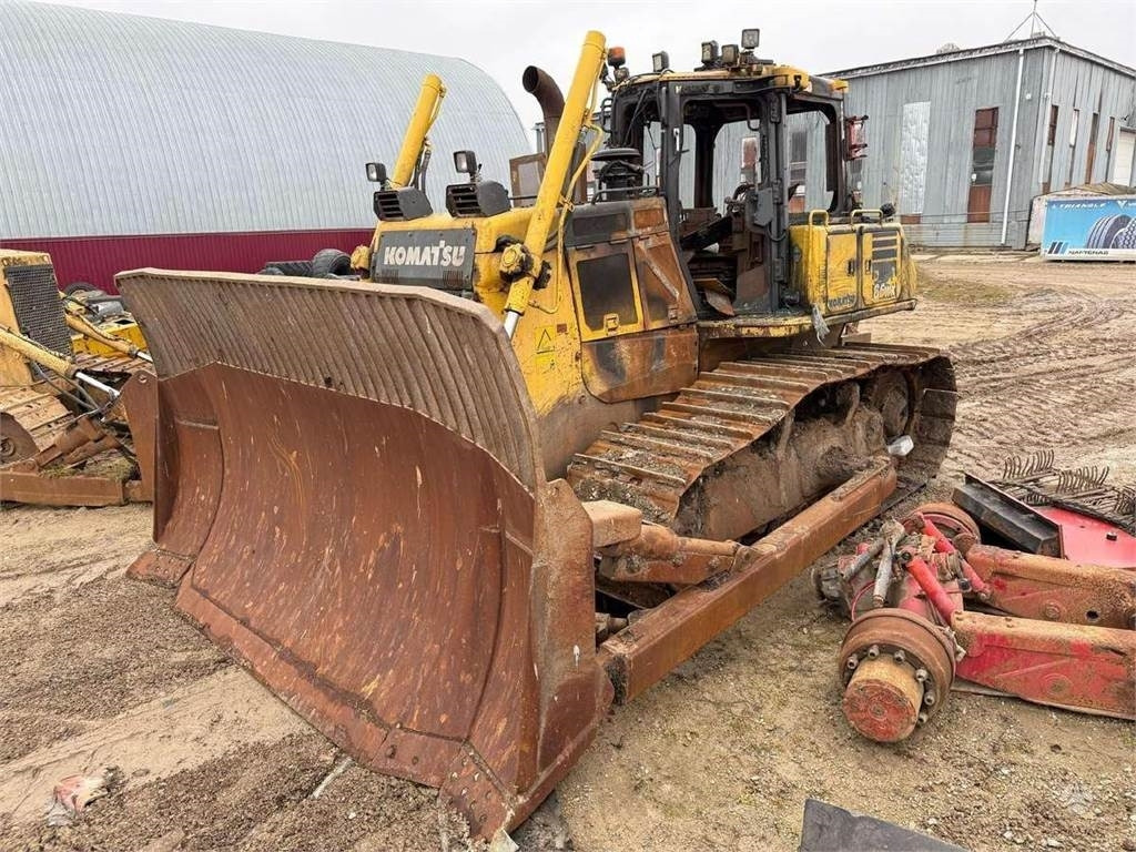 Komatsu D65WX-18 - Buldozér: obrázok 1 Komatsu D65WX-18 - Buldozér: obrázok 1