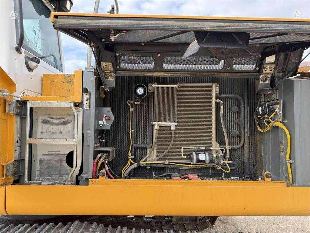 Pásové rýpadlo Liebherr R 926 LC: obrázok 10 Pásové rýpadlo Liebherr R 926 LC: obrázok 10