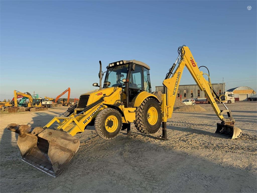 New Holland B 110-4PT , 2 quick couplers - Rýpadlo-nakladač: obrázok 1 New Holland B 110-4PT , 2 quick couplers - Rýpadlo-nakladač: obrázok 1