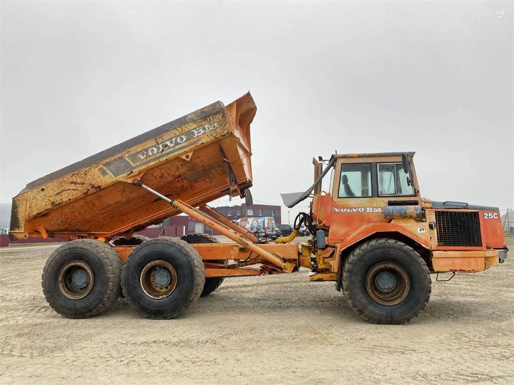 Volvo A25C , Nr.1 - Ťahačový kĺbový damper: obrázok 2 Volvo A25C , Nr.1 - Ťahačový kĺbový damper: obrázok 2