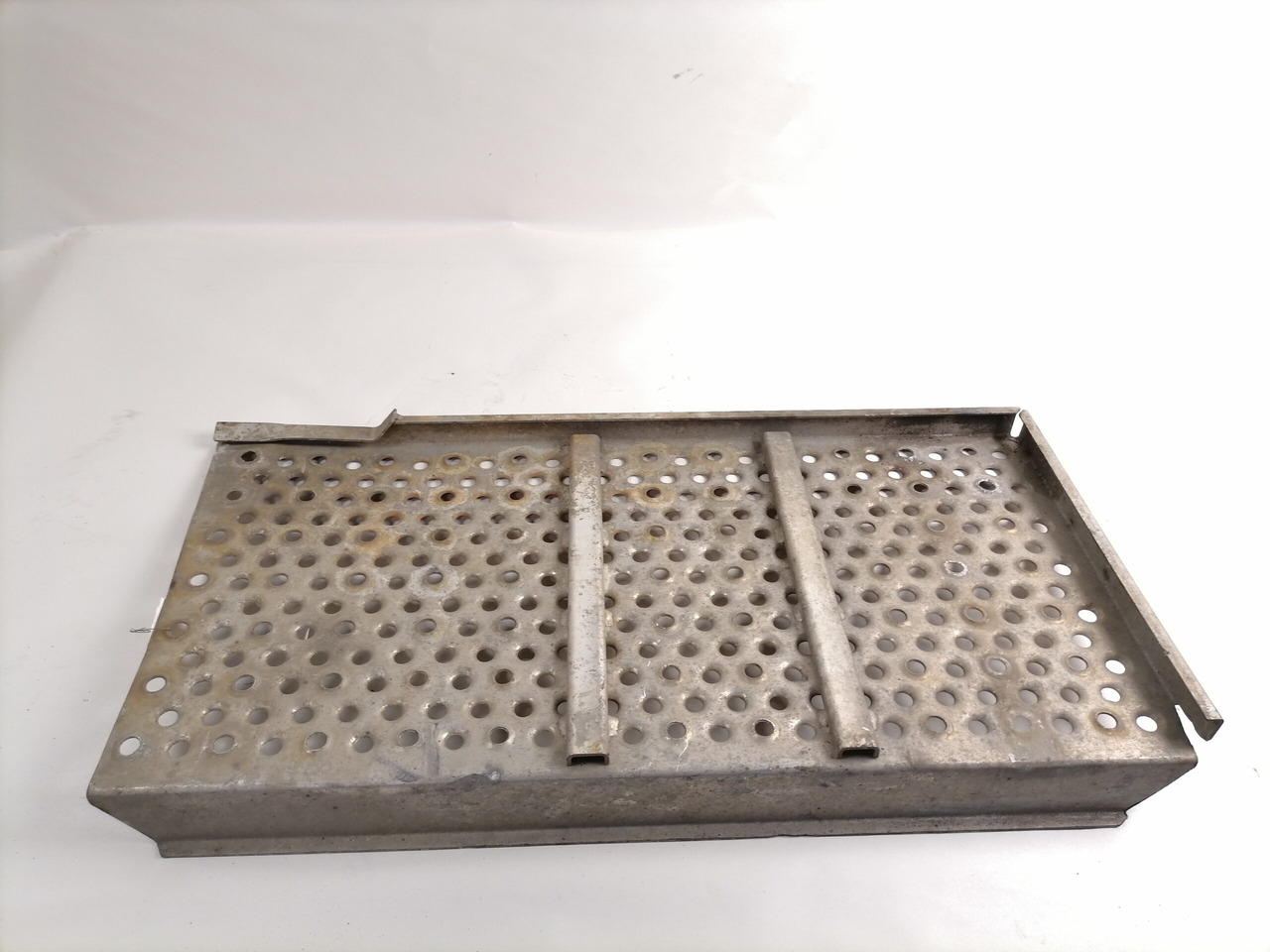 DAF Raami katteplaat 1681704 - Univerzálny diel pre Nákladné auto: obrázok 2 DAF Raami katteplaat 1681704 - Univerzálny diel pre Nákladné auto: obrázok 2