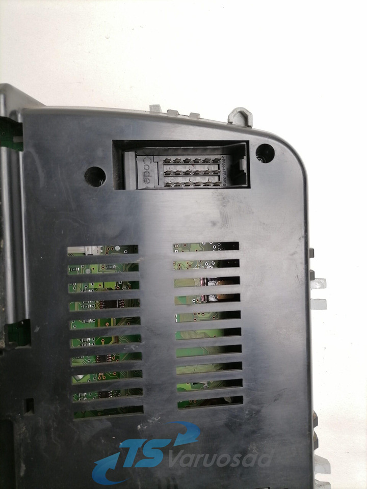 MAN Dashboard 81272026125 - Palubná doska pre Nákladné auto: obrázok 4 MAN Dashboard 81272026125 - Palubná doska pre Nákladné auto: obrázok 4