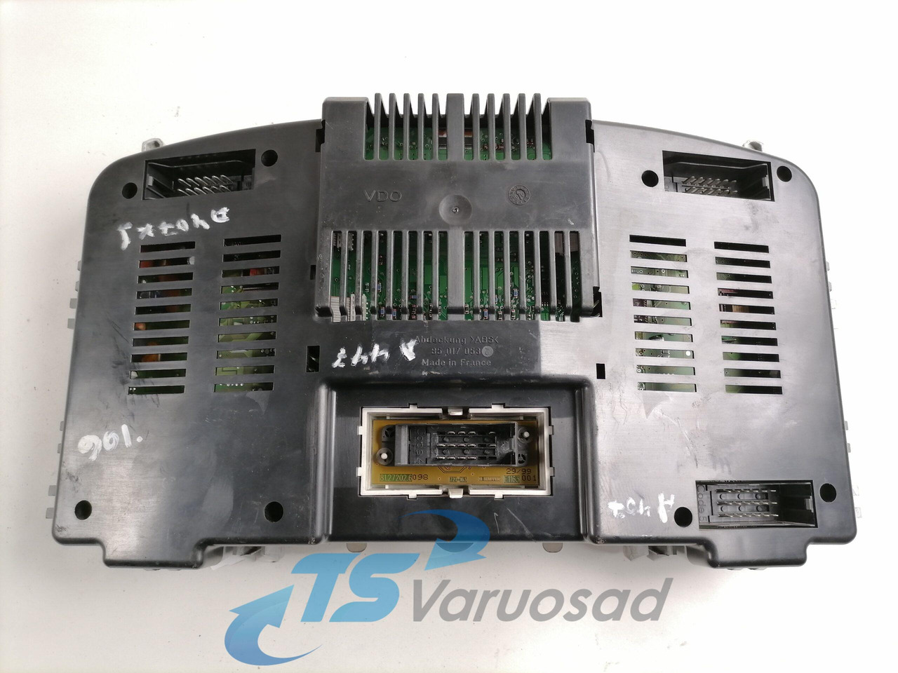MAN Dashboard 81272026125 - Palubná doska pre Nákladné auto: obrázok 3 MAN Dashboard 81272026125 - Palubná doska pre Nákladné auto: obrázok 3