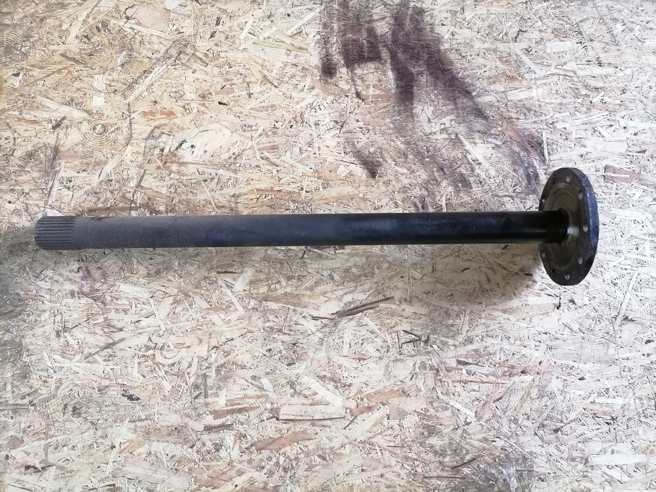 MAN Drive shaft 81355020146 - Poloos pre Nákladné auto: obrázok 2 MAN Drive shaft 81355020146 - Poloos pre Nákladné auto: obrázok 2