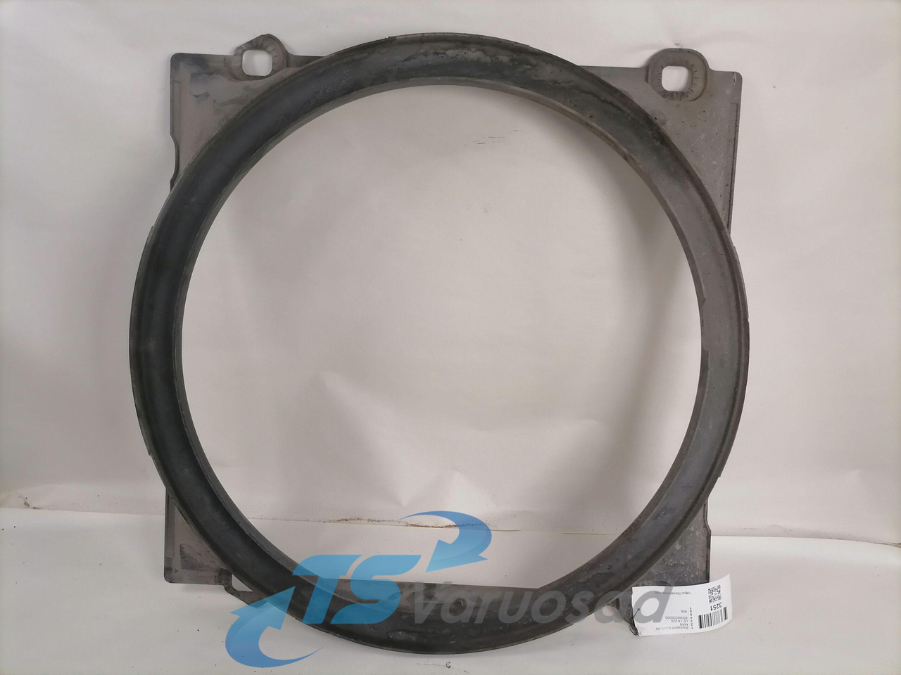 MAN Fan shroud 85066200005 - Chladič pre Nákladné auto: obrázok 1 MAN Fan shroud 85066200005 - Chladič pre Nákladné auto: obrázok 1
