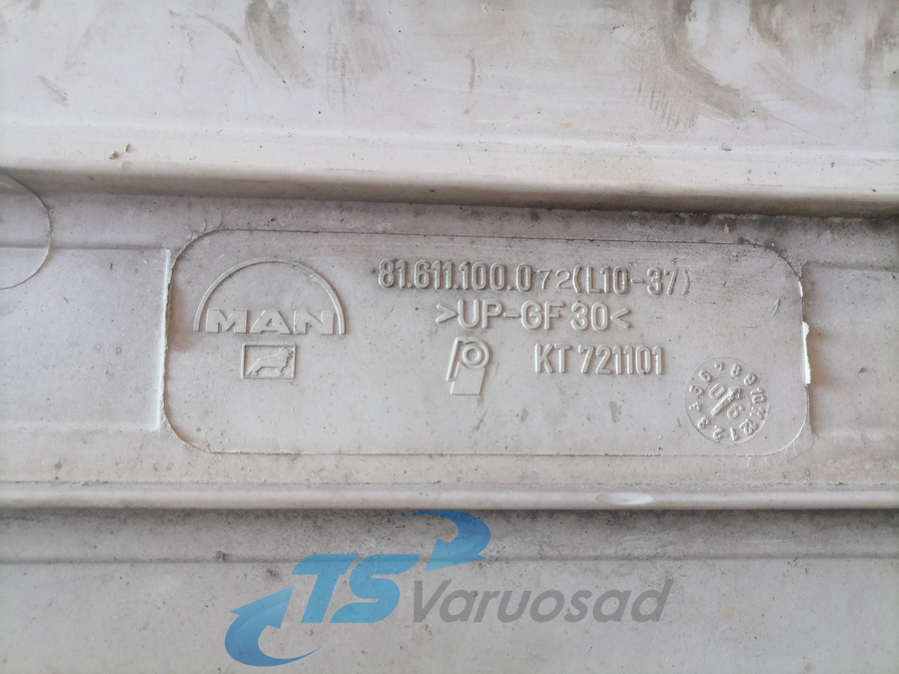 MAN Grille panel 81611100072 - Mriežka pre Nákladné auto: obrázok 5 MAN Grille panel 81611100072 - Mriežka pre Nákladné auto: obrázok 5