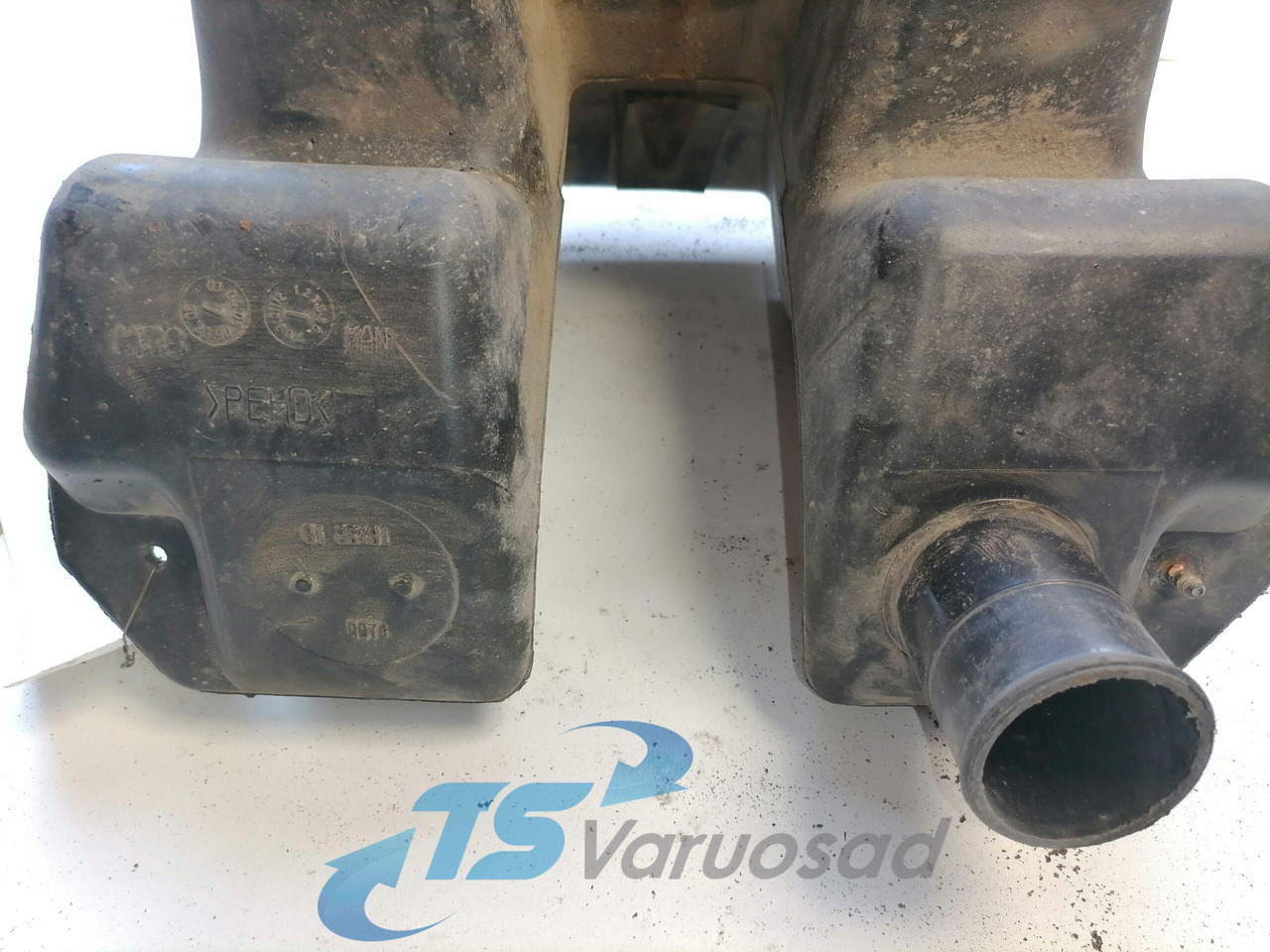 MAN Windscreen washer fluid tank 81264810074 - Stierač pre Nákladné auto: obrázok 3 MAN Windscreen washer fluid tank 81264810074 - Stierač pre Nákladné auto: obrázok 3