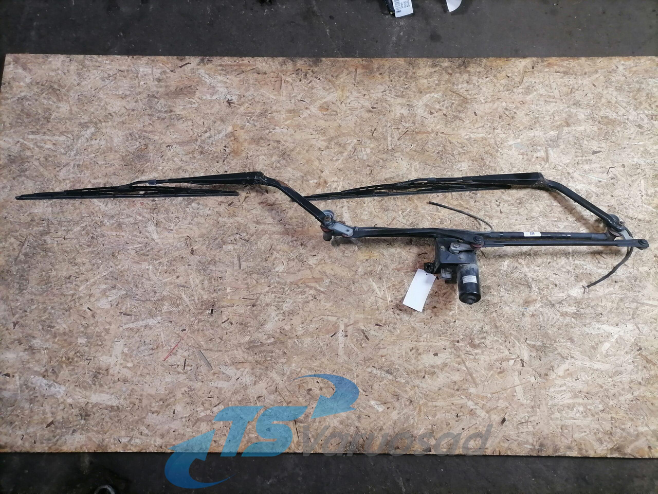 MAN Wiper frame 335013 - Stierač pre Nákladné auto: obrázok 4 MAN Wiper frame 335013 - Stierač pre Nákladné auto: obrázok 4