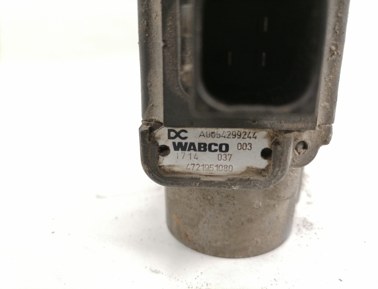 Mercedes-Benz ABS brake valve A0054299244 - Brzdový ventil pre Nákladné auto: obrázok 3 Mercedes-Benz ABS brake valve A0054299244 - Brzdový ventil pre Nákladné auto: obrázok 3