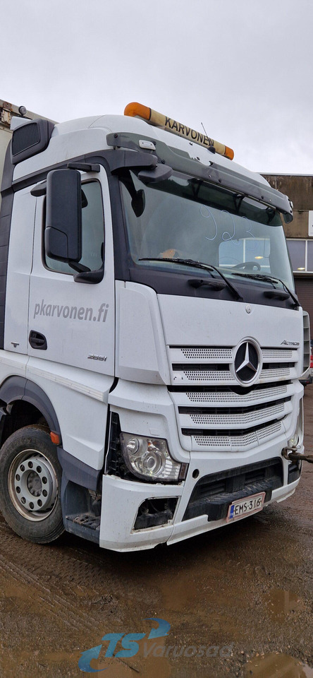 Mercedes-Benz Cab ACTROS cab - Kabína a interiér pre Nákladné auto: obrázok 2 Mercedes-Benz Cab ACTROS cab - Kabína a interiér pre Nákladné auto: obrázok 2