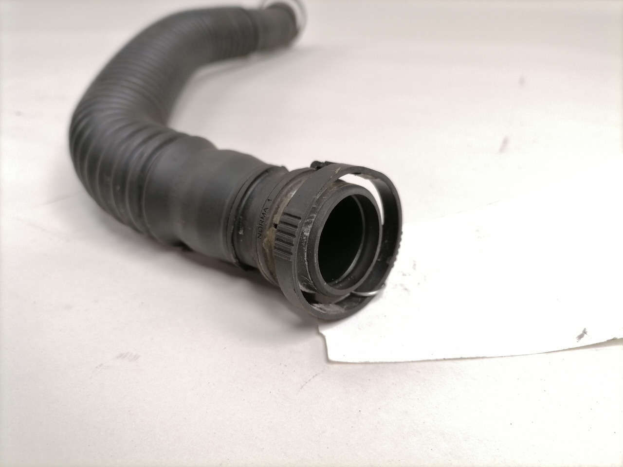 Mercedes-Benz Compressor air pipe A4711303257 - Kompresor pre Nákladné auto: obrázok 3 Mercedes-Benz Compressor air pipe A4711303257 - Kompresor pre Nákladné auto: obrázok 3