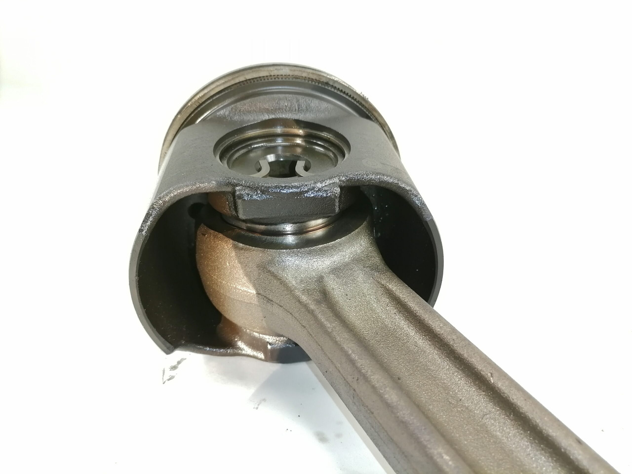 Mercedes-Benz Connecting rod + piston A4710371601 - Piest/ Krúžka/ Puzdrá pre Nákladné auto: obrázok 4 Mercedes-Benz Connecting rod + piston A4710371601 - Piest/ Krúžka/ Puzdrá pre Nákladné auto: obrázok 4