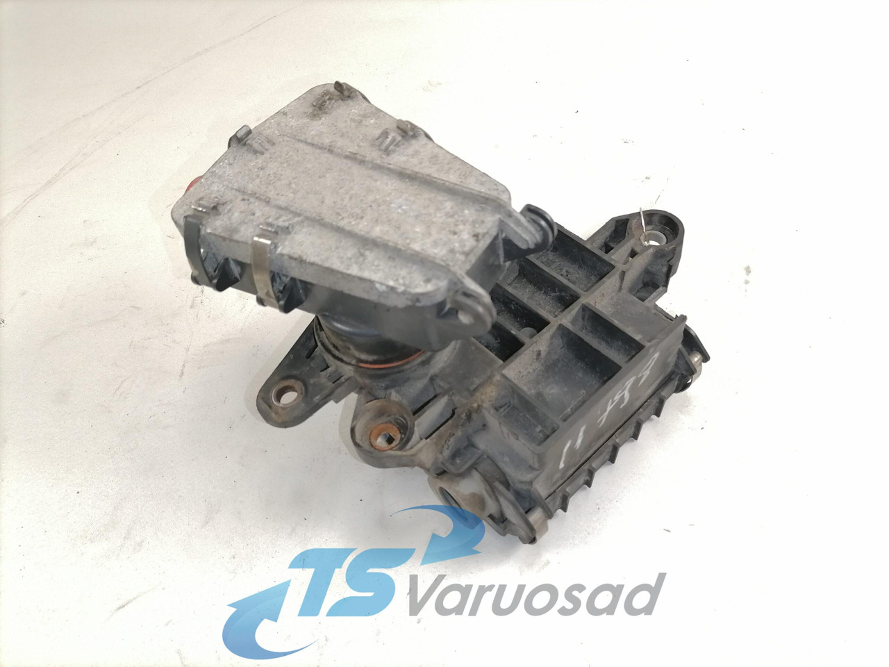 Mercedes-Benz Juhtmestiku harukarp A9305460641 - Poistka pre Nákladné auto: obrázok 3 Mercedes-Benz Juhtmestiku harukarp A9305460641 - Poistka pre Nákladné auto: obrázok 3