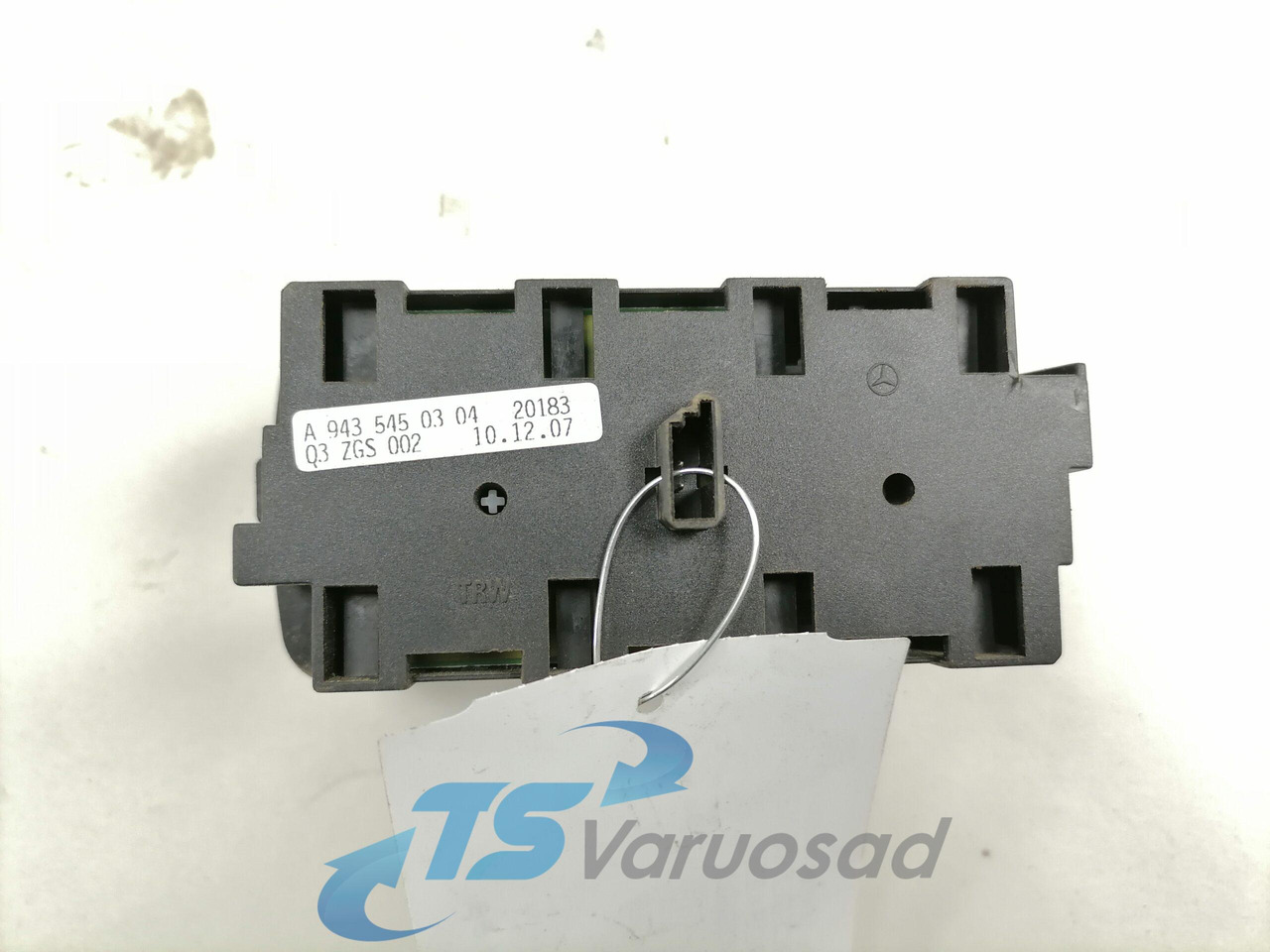 Mercedes-Benz Lüliti, differentsiaalilukk A9435450304 - Kabína pre Nákladné auto: obrázok 3 Mercedes-Benz Lüliti, differentsiaalilukk A9435450304 - Kabína pre Nákladné auto: obrázok 3