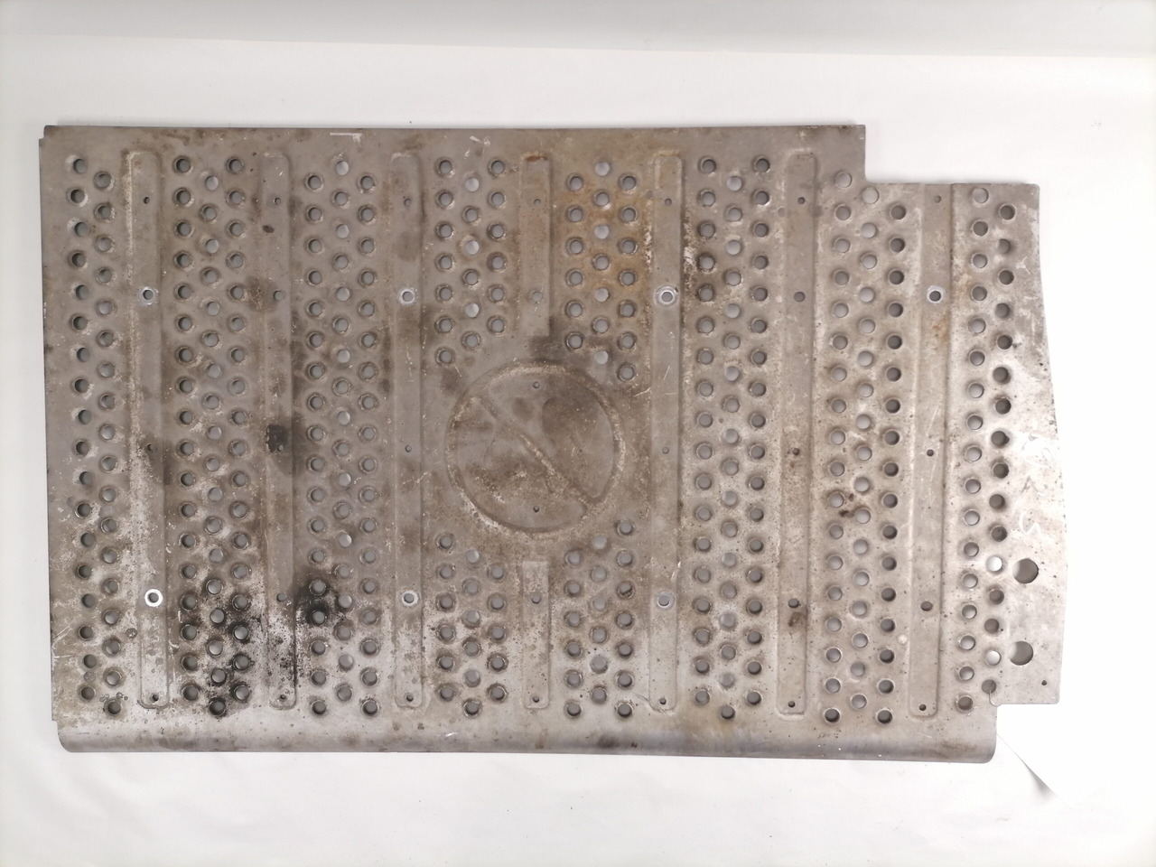 Mercedes-Benz Muffler cover A9604923930 - Tlumič výfuku pre Nákladné auto: obrázok 2 Mercedes-Benz Muffler cover A9604923930 - Tlumič výfuku pre Nákladné auto: obrázok 2