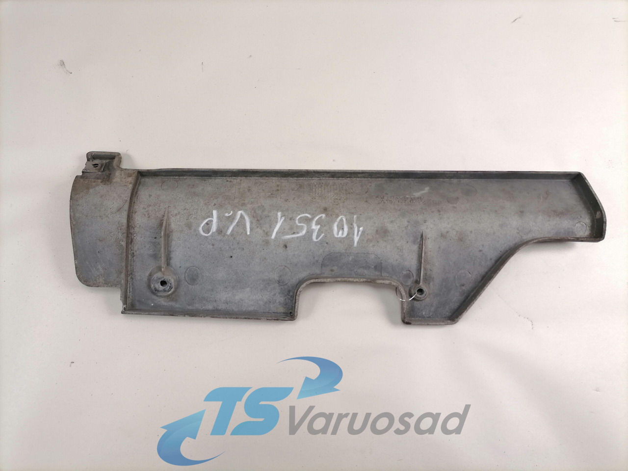 Mercedes-Benz Plastikdetail A9438850222 - Aerodynamika/ Spojler pre Nákladné auto: obrázok 2 Mercedes-Benz Plastikdetail A9438850222 - Aerodynamika/ Spojler pre Nákladné auto: obrázok 2