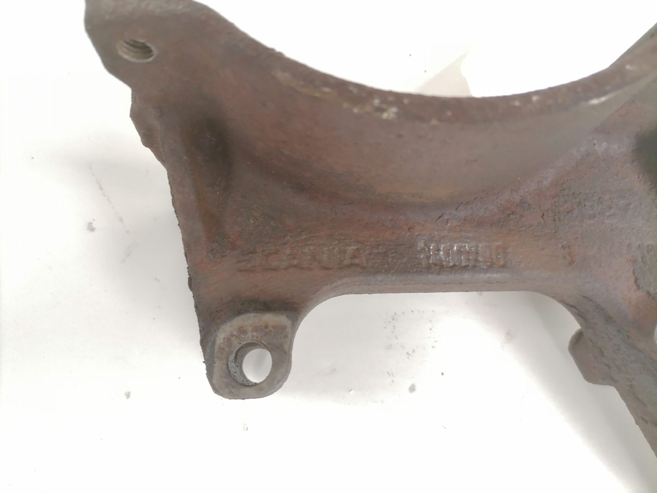 Scania Air conditioning compressor carrier 1400790 - Kúrenie/ Vetranie pre Nákladné auto: obrázok 3 Scania Air conditioning compressor carrier 1400790 - Kúrenie/ Vetranie pre Nákladné auto: obrázok 3