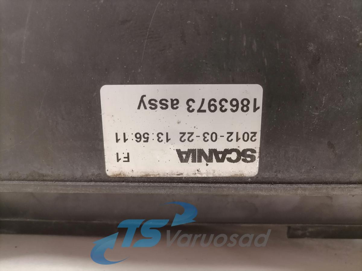 Scania Blower cover 2567801 - Univerzálny diel pre Nákladné auto: obrázok 5 Scania Blower cover 2567801 - Univerzálny diel pre Nákladné auto: obrázok 5