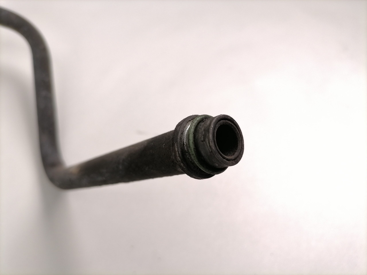 Scania Compressor air pipe 1863947 - Kompresor pre Nákladné auto: obrázok 3 Scania Compressor air pipe 1863947 - Kompresor pre Nákladné auto: obrázok 3