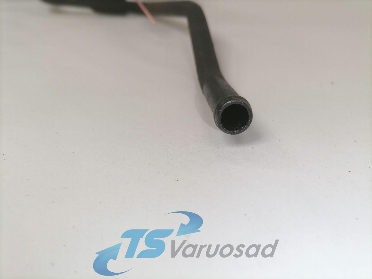 Scania Crankcase Ventilation Pipe 1749073 - Chladiaci systém pre Nákladné auto: obrázok 3 Scania Crankcase Ventilation Pipe 1749073 - Chladiaci systém pre Nákladné auto: obrázok 3