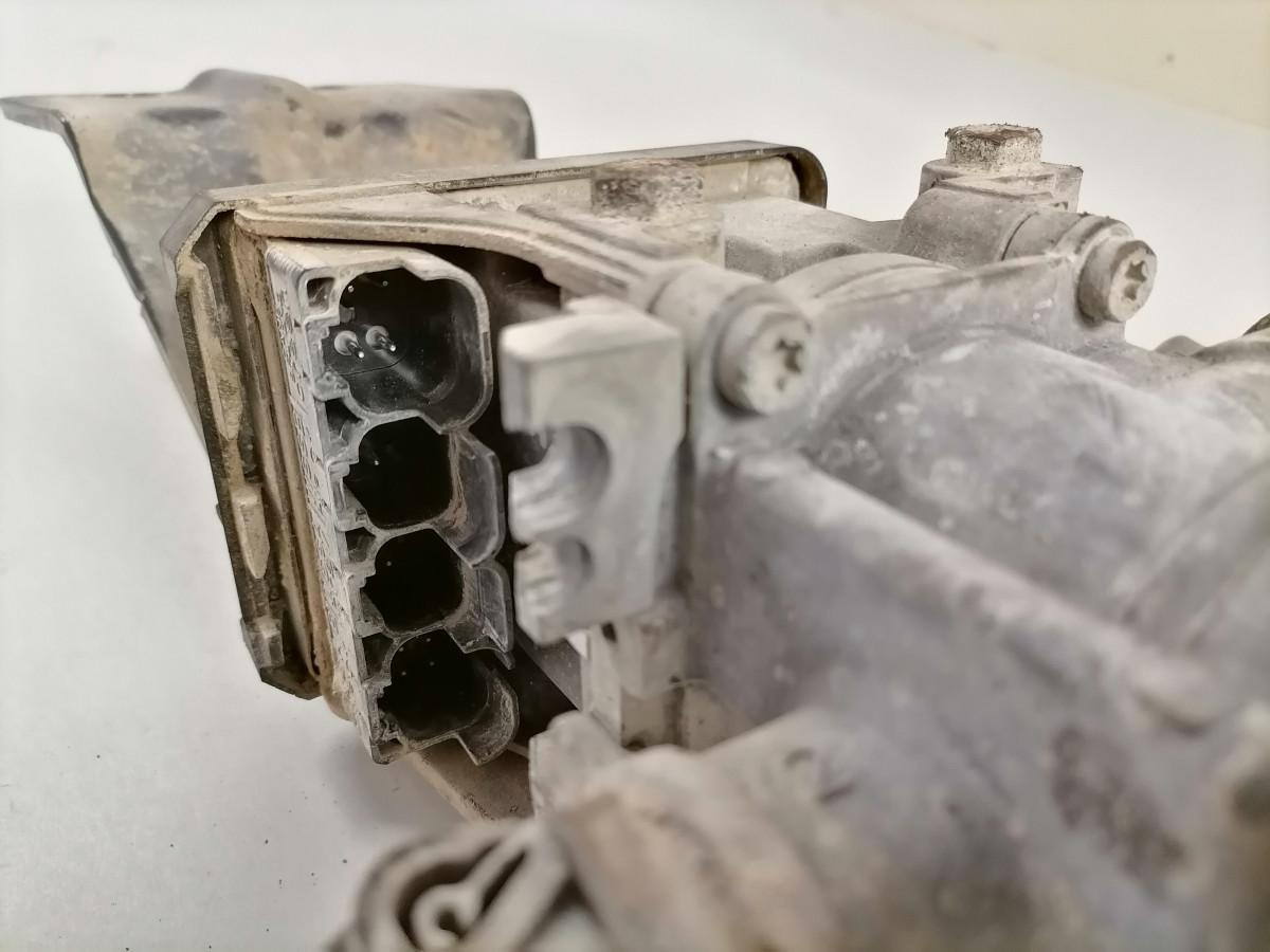 Scania EBS brake valve 1879275 - Brzdový ventil pre Nákladné auto: obrázok 2 Scania EBS brake valve 1879275 - Brzdový ventil pre Nákladné auto: obrázok 2