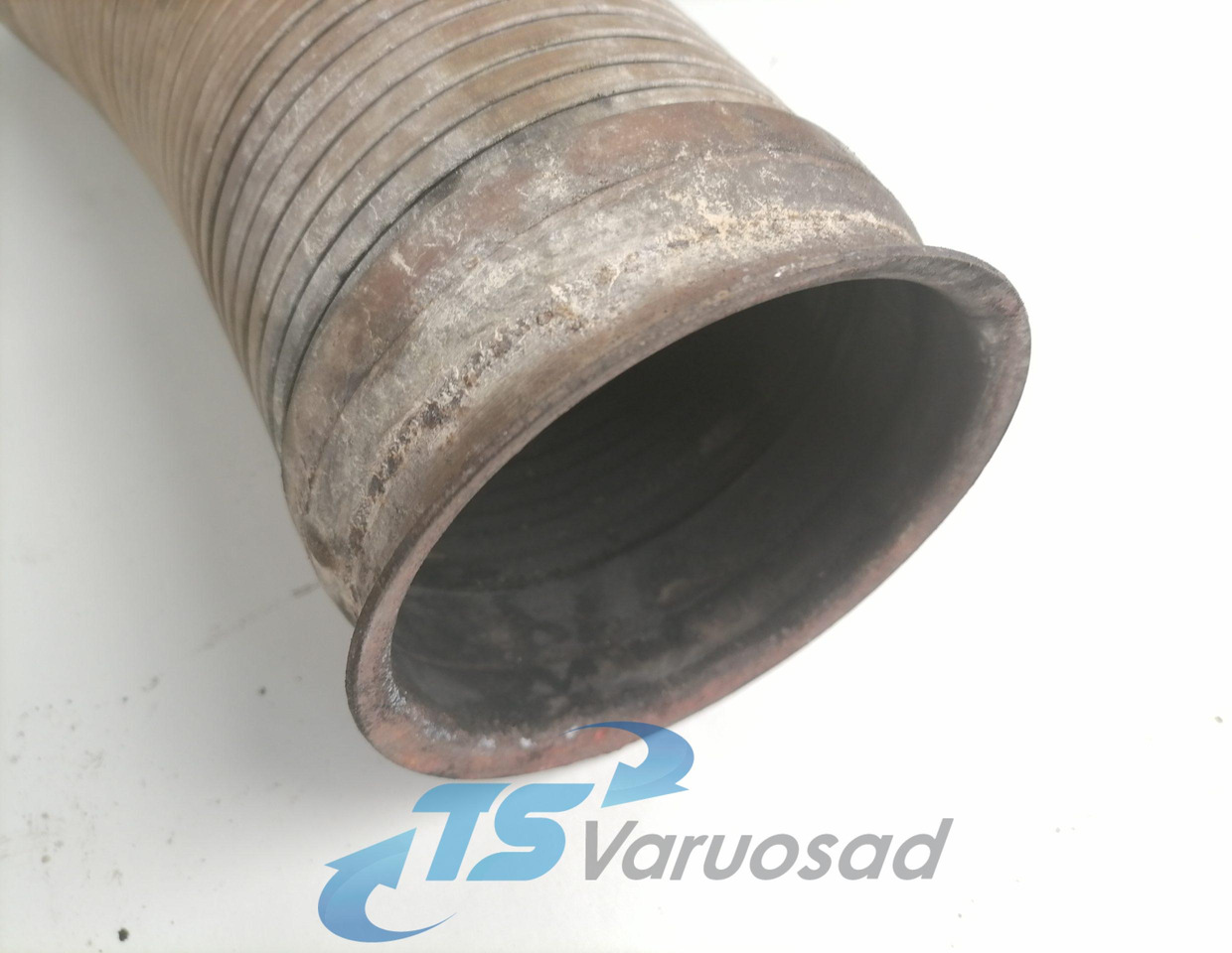 Scania Exhaust pipe 1505749 - Tlumič výfuku pre Nákladné auto: obrázok 2 Scania Exhaust pipe 1505749 - Tlumič výfuku pre Nákladné auto: obrázok 2