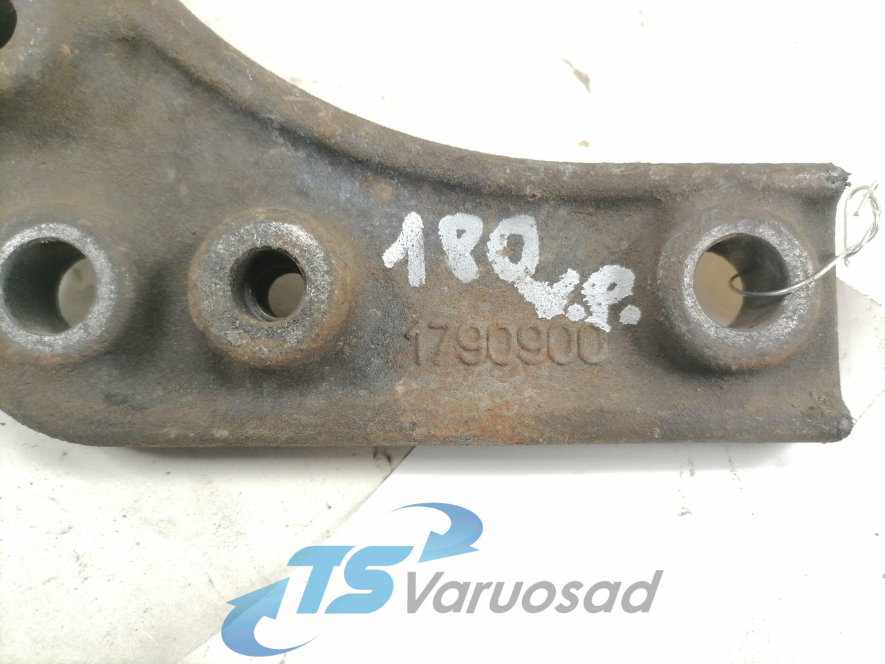 Scania Front bumper carrier 1790900 - Nárazník pre Nákladné auto: obrázok 2 Scania Front bumper carrier 1790900 - Nárazník pre Nákladné auto: obrázok 2